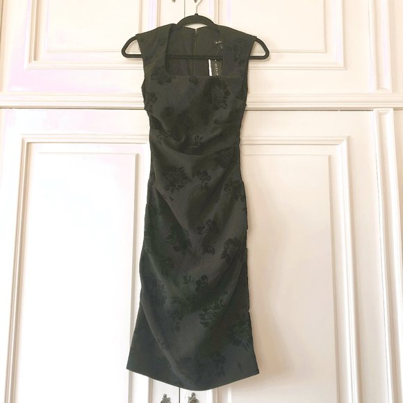 *NWT*Black Sheath Dress with Floral Velvet Detailing - Made in Canada - Size XXS - Picture 1 of 14